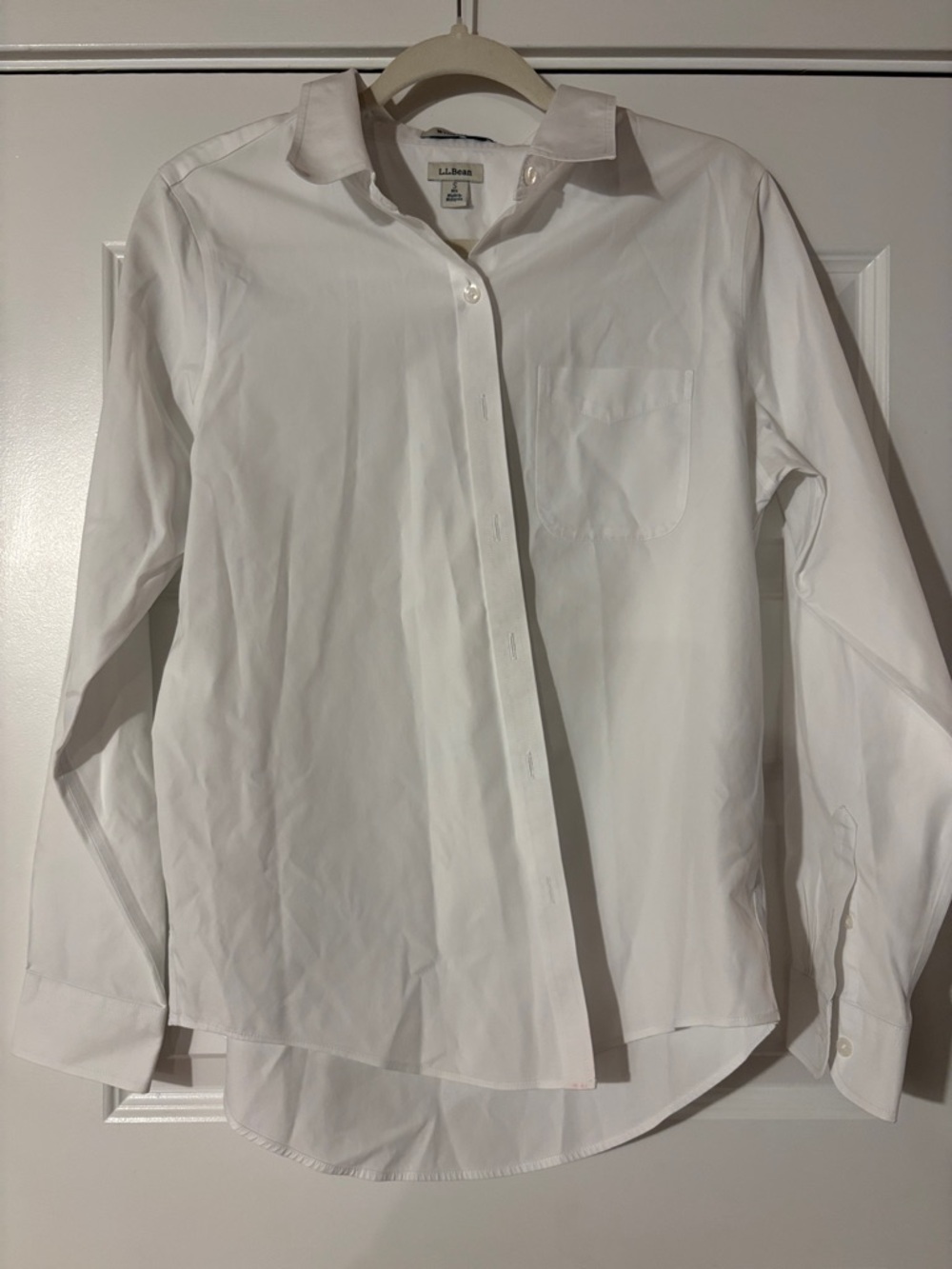 L.L. Bean Men's White Poplin Dress Shirt - Classic Button-Front